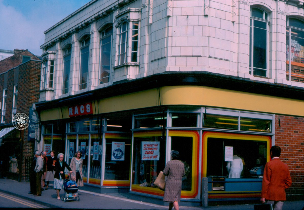 Horsham Museum tweet media