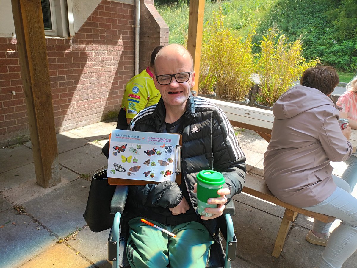 TakeChargeIT's tweet photo. Nature walk at #BarrySidings today! We spotted some Large Whites and Meadow Browns ahead of #TheBigButterflyCount all before learning the parts of a dragonfly and trying to spot some by the lake @InnovateTrust 🦋🦋🦋 https://t.co/CTa80DnH9C