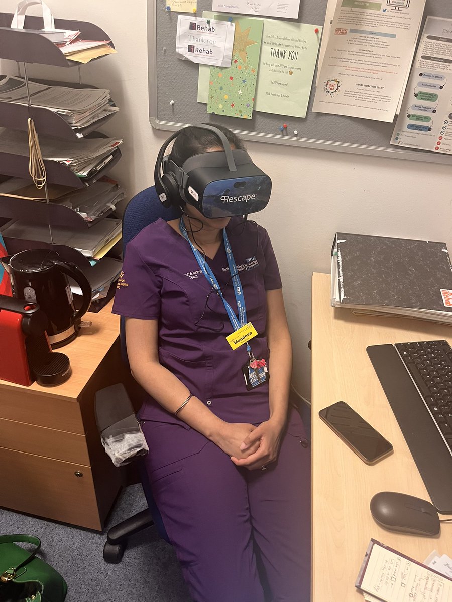 KimlyonsP's tweet image. The importance of health and well-being for Critical Care staff using #VirtualReality. These staff continue to go above and beyond to support the patients and families that they work with. @nelft_sps @BHR_ITU_PDNteam @NELFT @BHRUT_NHS @mkphull