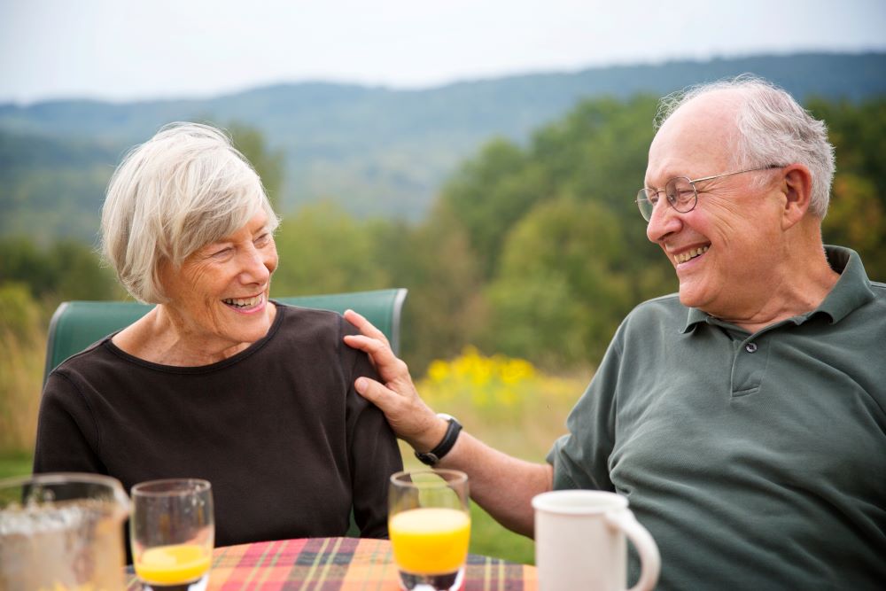 MCOAging's tweet photo. Our outlooks and emotions also change as we age, often in ways that boost our well-being. Listen to this Hidden Brain podcast which unpacks the science behind this surprising finding, and what we can learn from older people. https://t.co/Q1VUA2RqW2 #PowerInAging https://t.co/Gb5scGHRuw
