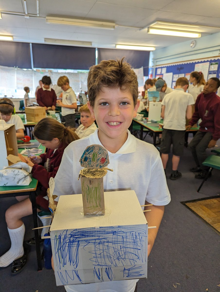 Mrs Hunt tweet media