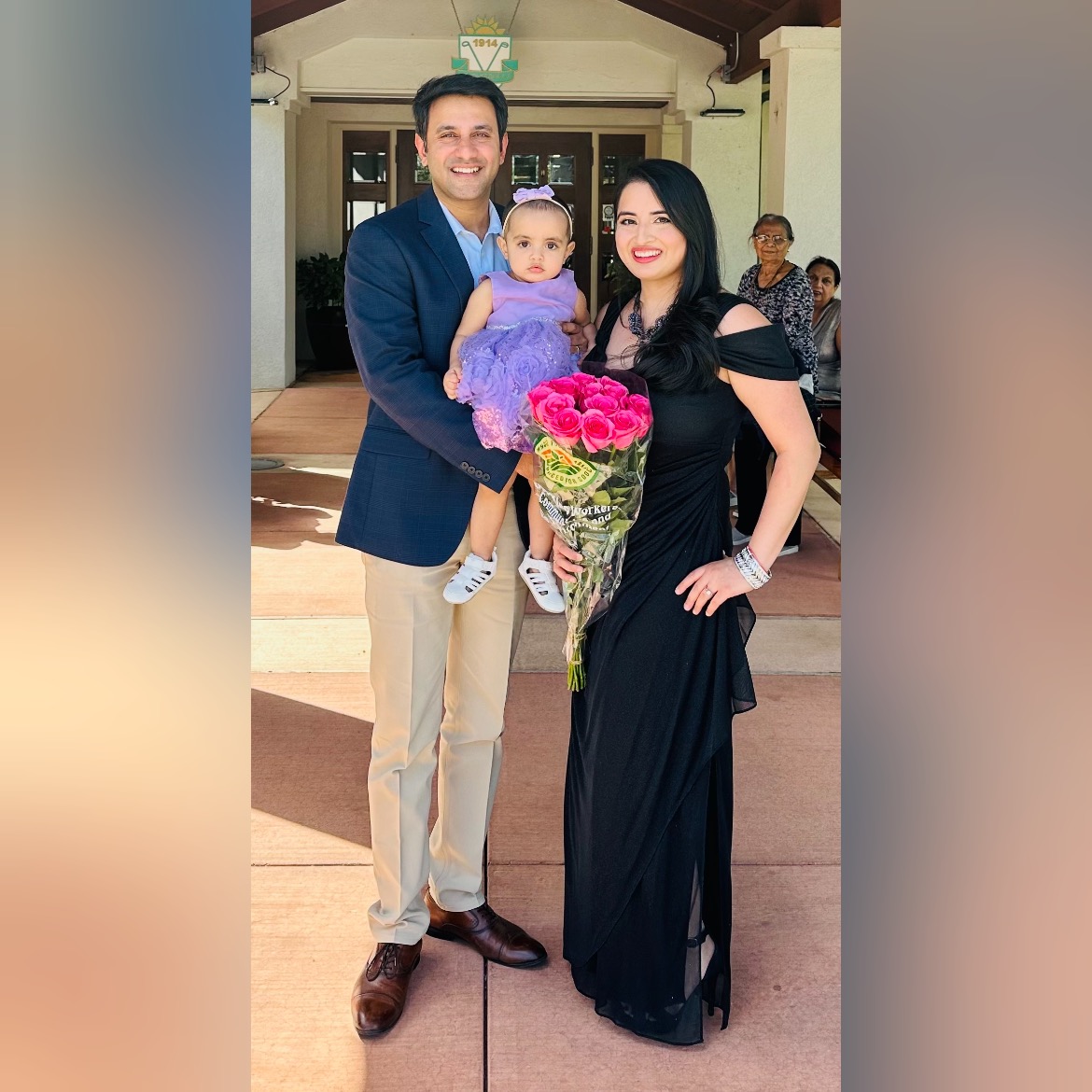 UNMSOM_GI's tweet photo. Congratulations to our recent @UNMSOM_GI #GIFellow graduate Dr. Sakshi Sahni @TheSakMD who will be Hospital employed Gastroenterologist at Advocate Aurora Health - Good Samaritan Hospital. #GITwitter Good luck on your next adventure! https://t.co/k7wNJrm3Sw
