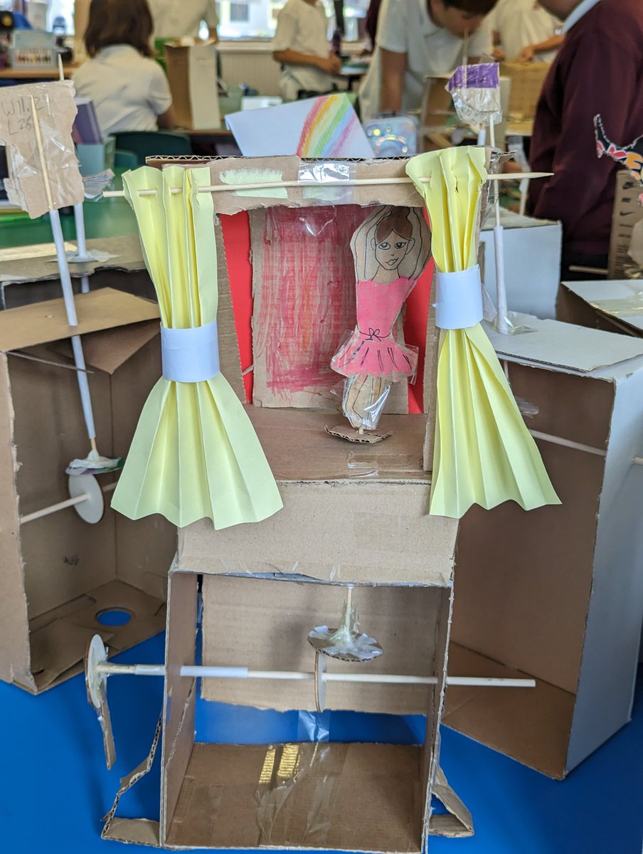 Mrs Hunt tweet media