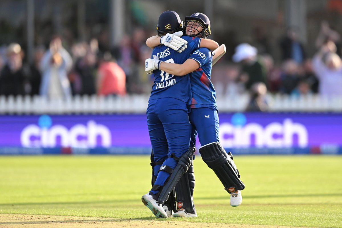 Bristol you delivered 🔥 Outstanding from @heatherknight55 & @crossy16 🤩🤩