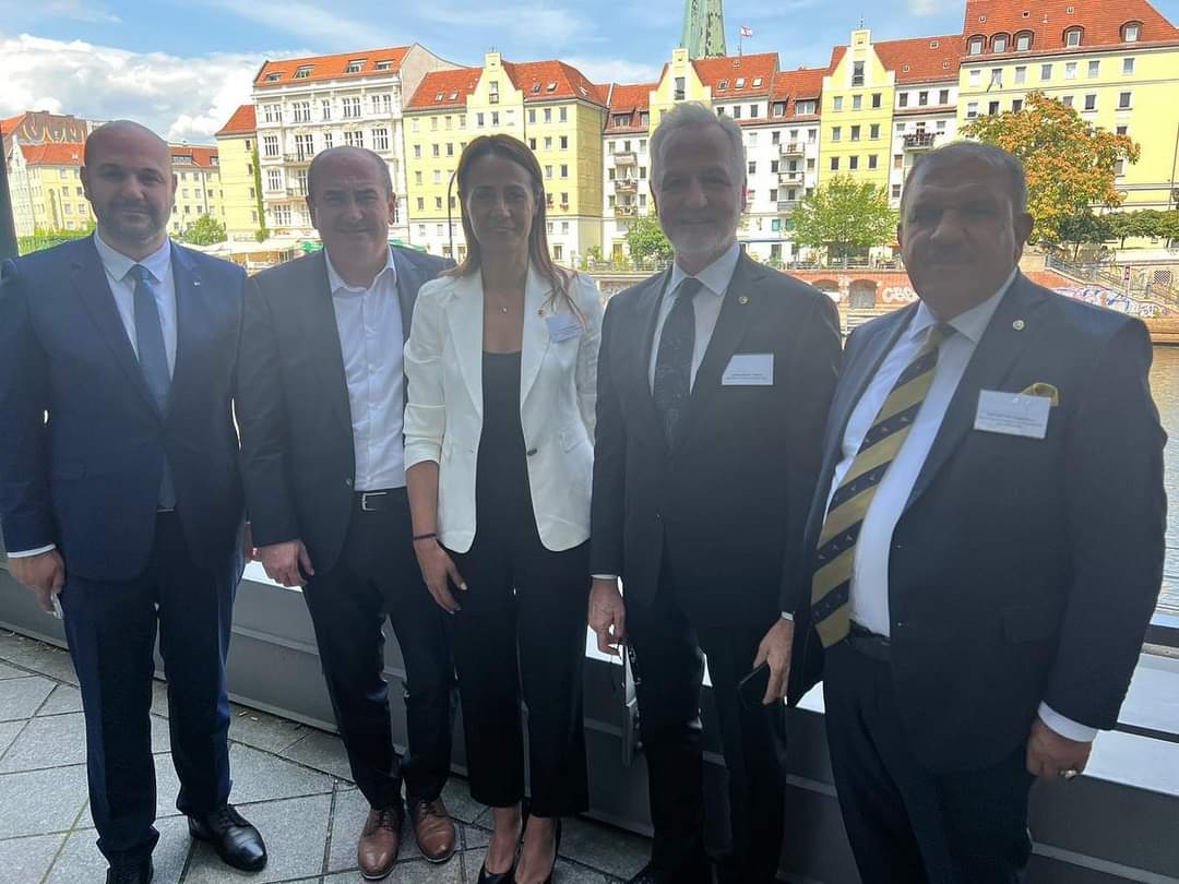 reyhanlıtso tweet media