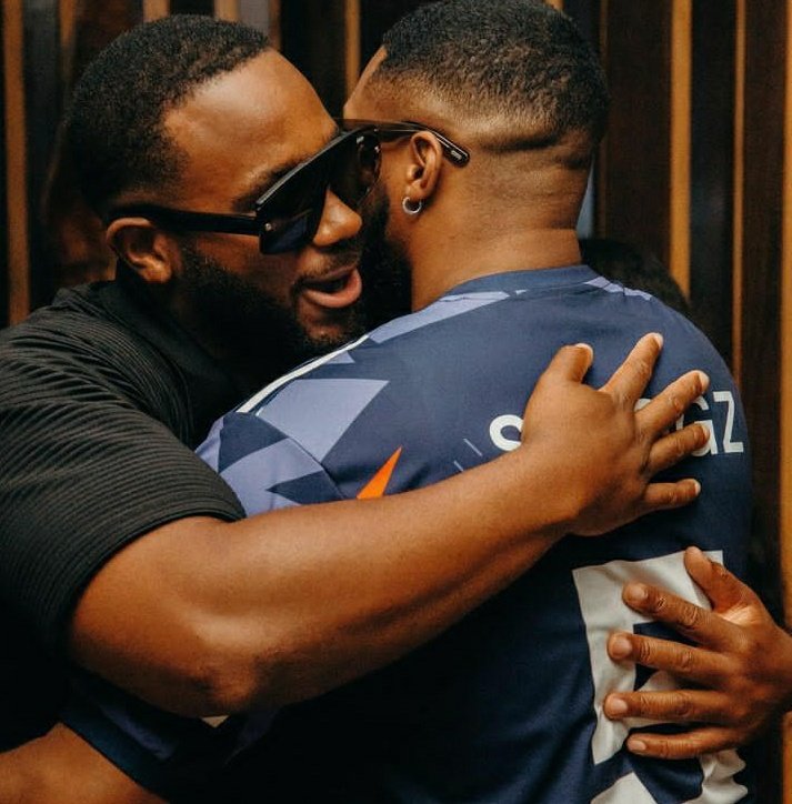 Rk1Roman's tweet image. My boys ,awwww this is sweating me😍💃 #kiddwaya #SheggzOlu