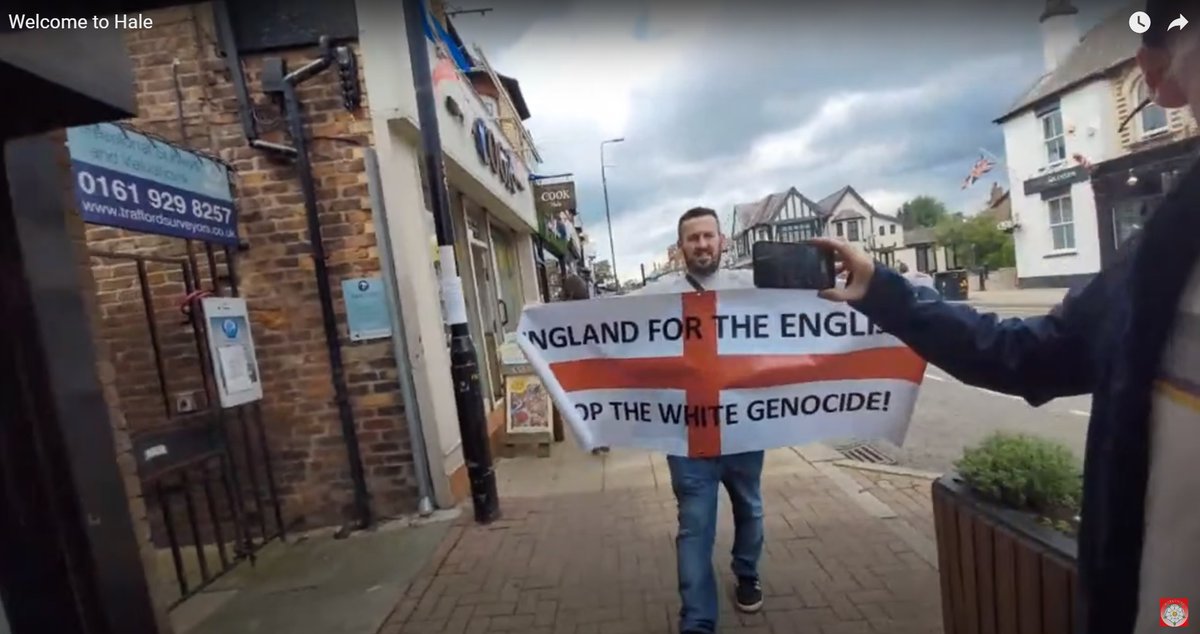 Count_Erfit's tweet photo. WTF????? #JamesGoddard "detained" for showing a BANNER!!!!!!!! Video here via
@YorksRose_84
https://t.co/WSJoCLrVr8
.You got MORE rights if you BLACK or BROWN in the UK now by the looks............ https://t.co/pgcMqNgqnB