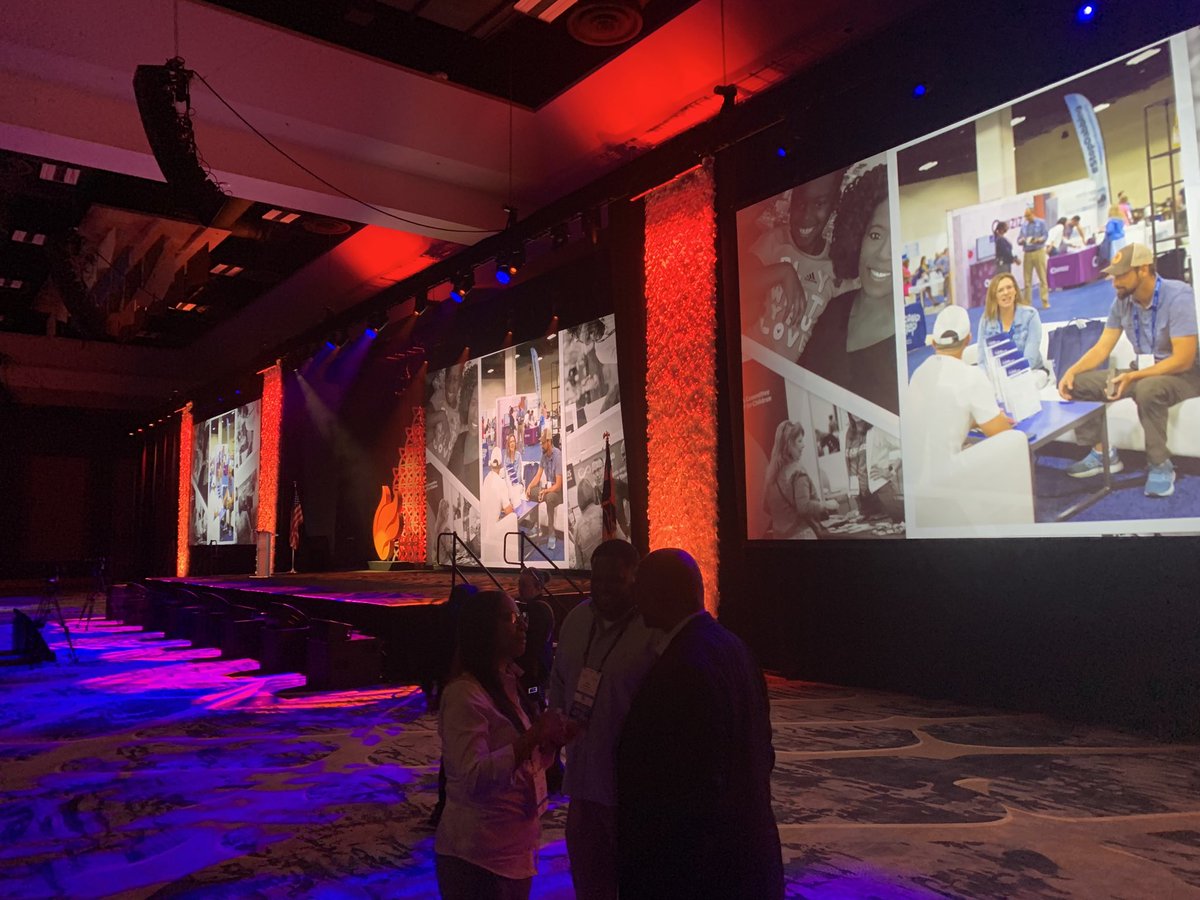 jonlippe's tweet photo. Proud to represent the greatest jr sr high school (Manchester) in the country at the NASSP national principal conference in Denver. @NASSP @igniteconference2023 #igniteconference #SquireSTEM https://t.co/9xzFEwdYvI