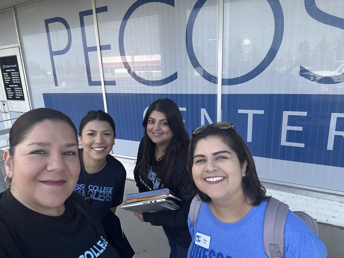 GiselaDavila15's tweet photo. So excited to visit with our Pecos students! ππ€π€
#odessacollege @RamshaJ_OC @girangel04 @cpatterson_OC
#registrationtime https://t.co/GPvQtyl2eK