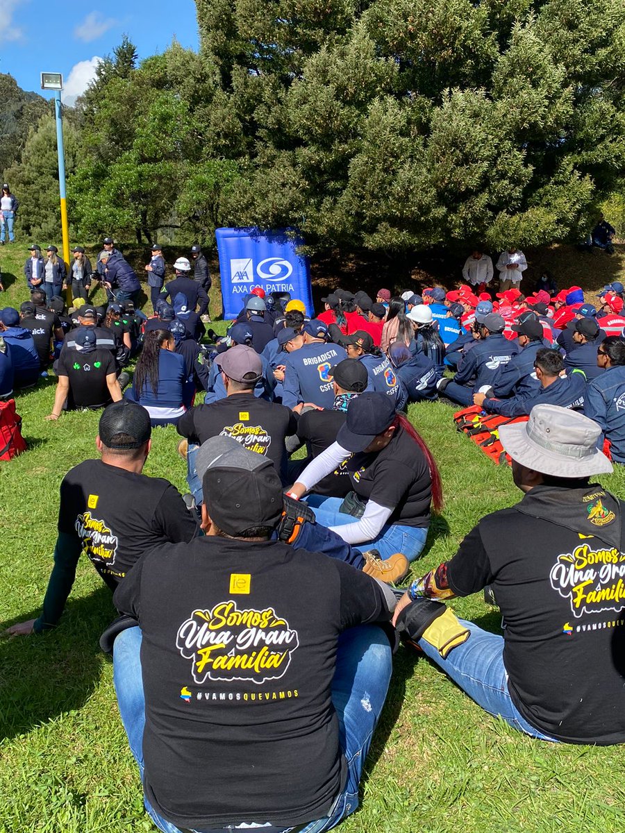AXACOLPATRIA's tweet photo. Estamos en nuestro encuentro número XX de olimpiadas de Brigadas de emergencia con el equipo GAREC 🙌 https://t.co/8kshTxdvLp
