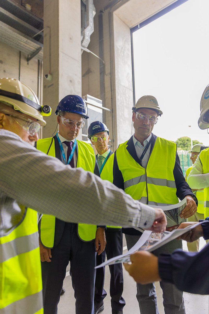 Bezoek aan kerncentrale van Tihange waar men alles in gereedheid brengt om jongste reactor langer open te houden.

De verlenging van de levensduur van onze twee jongste kerncentrales is goed voor meer propere en goedkopere energie van bij ons.