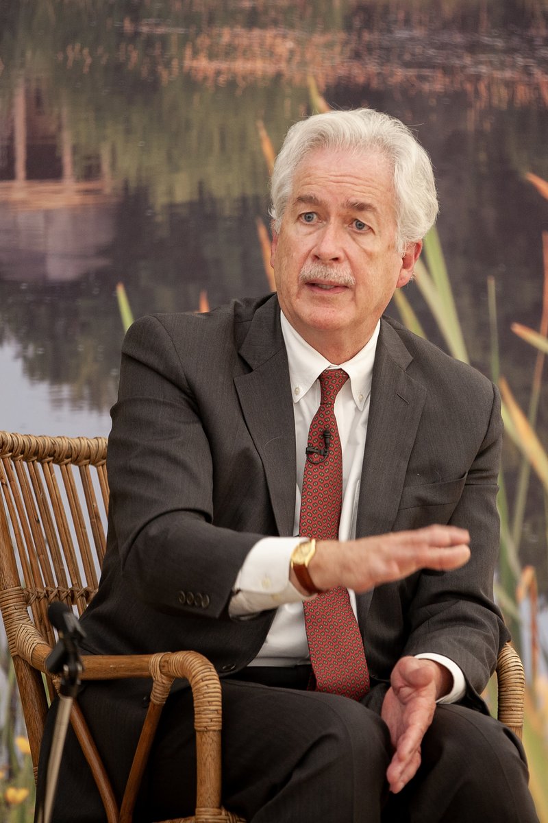 RT by @mikenov: RT by @mikenov: #ICYMI: Earlier this month #CIA Director Bill Burns traveled across the pond to deliver Ditchley's 59th Annual Lecture on "A World Transformed and the Role of Intelligence." Read the full remarks here: #Intelligence