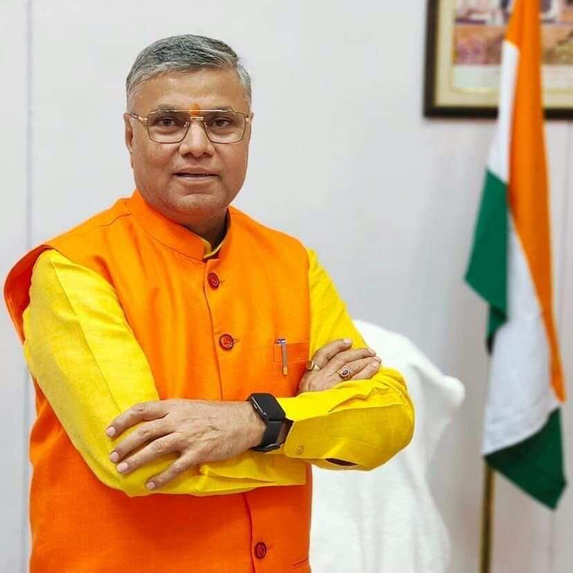 उत्तर प्रदेश सरकार में राज्‍यमंत्री (स्‍वतंत्र प्रभार)- होमगार्ड एवं कारागार आदरणीय श्री <a href="/dharmindia51/">Dharmveer Prajapati</a> जी को जन्मदिन की हार्दिक शुभकामनाएं।
ईश्वर से आपके उत्तम स्वास्थ्य एवं दीर्घायु जीवन की मंगलकामना करता हूँ |