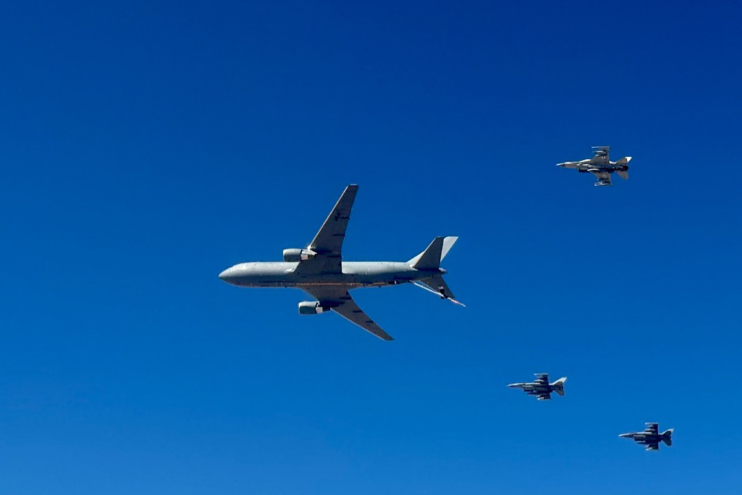 CENTCOM's tweet photo. USCENTCOM and Israeli Armed Forces @IDF have completed another iteration of the #JuniperOak exercise series demonstrating and increasing interoperability and enhancing combined operational capabilities in the air and cyberspace. 🇮🇱 @USAFCENT @US_CYBERCOM #PeoplePartnersInnovation https://t.co/LPIqf83kw0