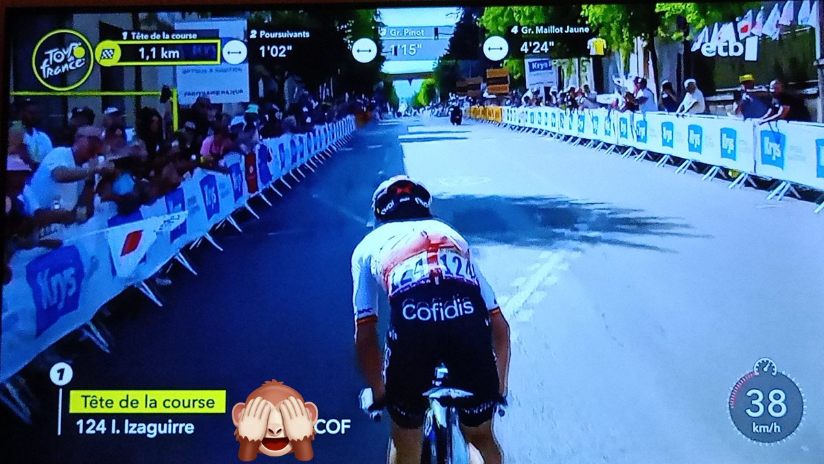 MarkelRozas's tweet photo. Gora euskal txirrindularitza!!!
Gora Ion!!!! #TourdeFrance
#BasquePower https://t.co/oIy9gdWT9t