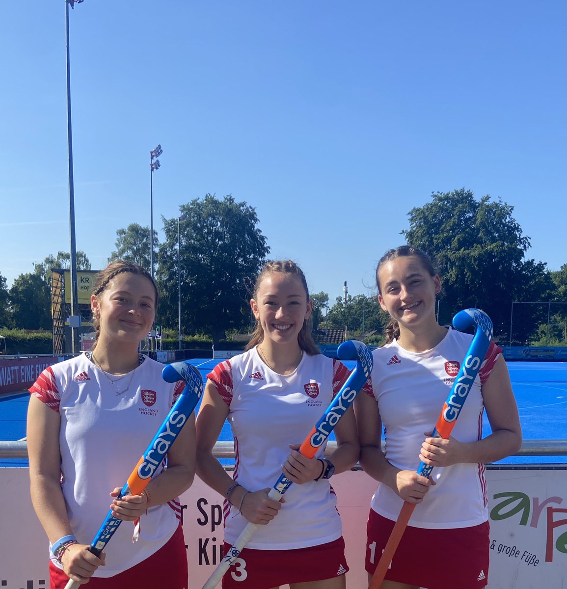 coggers4's tweet photo. EURO SEMI-FINALS HERE WE COME!! 

Thanks for all the continued support @GraysHockey @TeamSportsAid @Fram_Sport @Magpies_Hockey @JKHockey_ @EnglandHockey #backingthebest https://t.co/S6rxTsLhzv