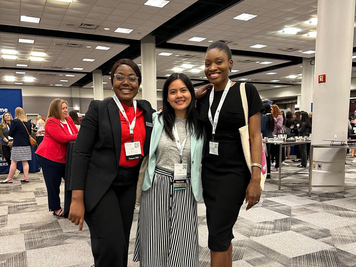 SmithQueensMBA's tweet photo. Did you know that Smith was the first Canadian school to partner with @fortefoundation over 15 years ago? Recently, students from our #SmithMBA program travelled to Dallas for two days of learning and networking at the #MBA Women's Leadership Conference.
#MoreWomenLeading https://t.co/qZ6tWQ4r9a