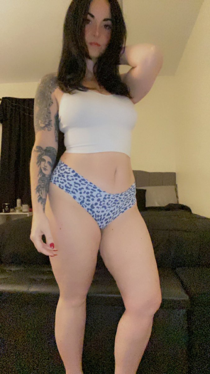 Lunalilaaaa's tweet photo. @onlyfansbump https://t.co/rj3Nlp90ES https://t.co/OzA3Catu8q
