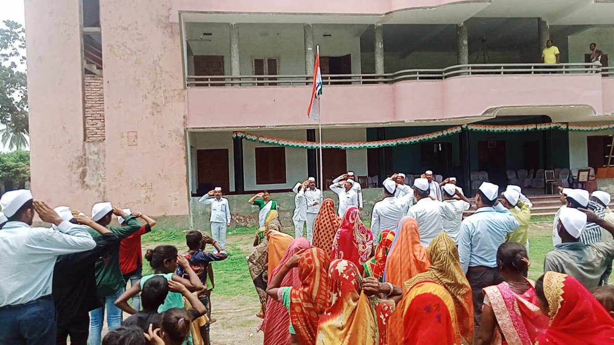 CongressSevadal's tweet photo. बिहार प्रदेश कांग्रेस सेवादल द्वारा आयोजित पूर्णिया प्रमंडल में बाल सेवादल, महिला सेवादल और यंग ब्रिगेड सेवादल के प्रशिक्षण शिविर का पहला दिन। https://t.co/VwCSmi8Qqw