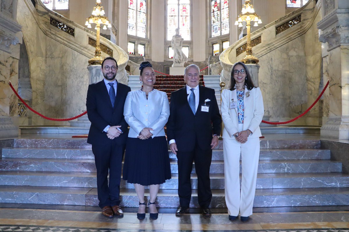 Gabriel Cifuentes 🕊️ tweet media