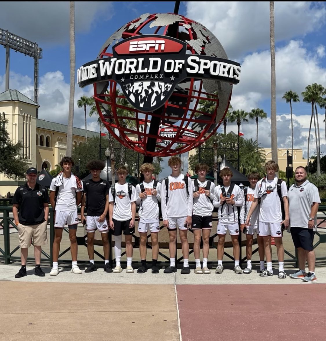 CoachShlSr's tweet photo. Good luck to my oldest son and my guys at #502Elite playing down at ESPN Disney. https://t.co/o7mY7EaCVV