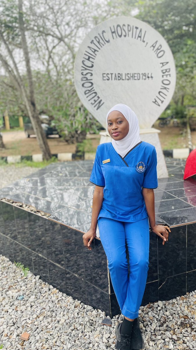 Cehlimah_t's tweet photo. Pretty Nurse😍😍 https://t.co/0bzWNCCHx8