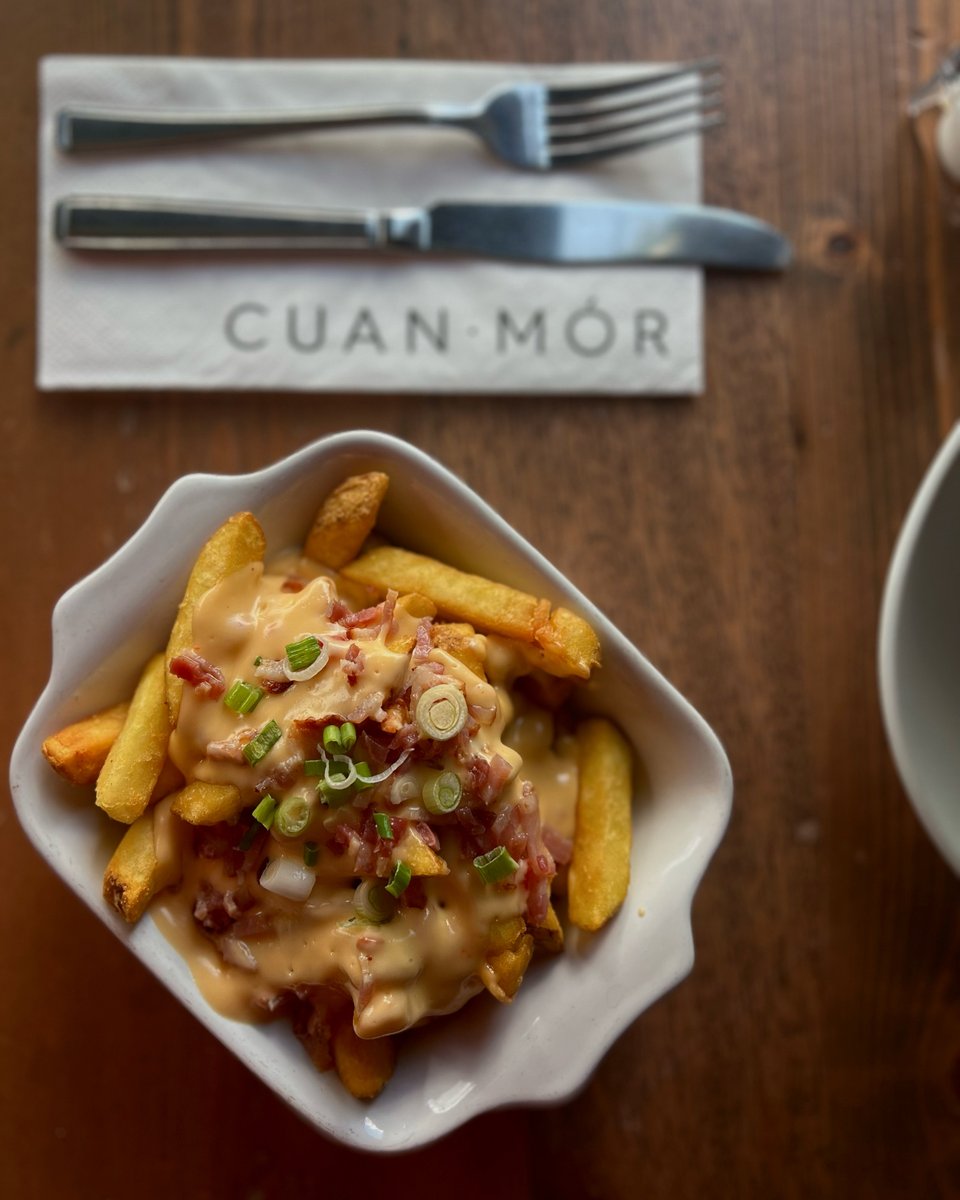 Happy National French Fry Day! 🎉🍟

It's the perfect excuse to indulge in our loaded fries! Topped with cheesy Fundido sauce and smoked bacon strips 🧀🥓
 Pop in now!!

#NationalFrenchFryDay