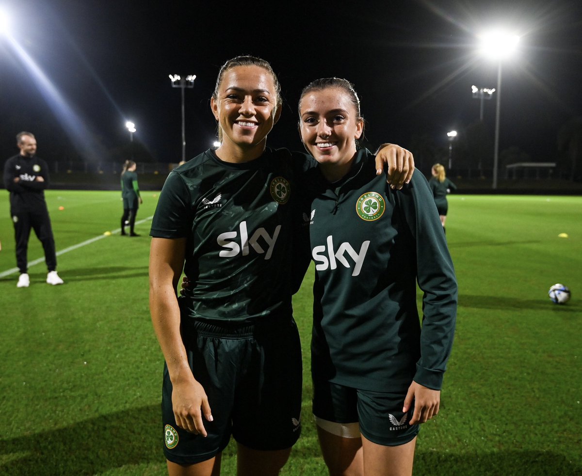 IrelandFootball's tweet photo. Then and Now 🥹

#COYGIG | #OUTBELIEVE https://t.co/nooRZdw70Z
