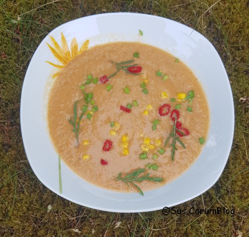 In den letzten Tagen hatten wir bei dieser Hitze einfach keine Lust auf etwas Warmes zum Mittagessen. Da kam mir das Rezept von Michael von "Salzig, Süß und Lecker" gerade recht.
#Sommer #Rezept #Suppe #KalteSuppe #KochMeinRezept

wassersch.eu/corumblog/2023…
