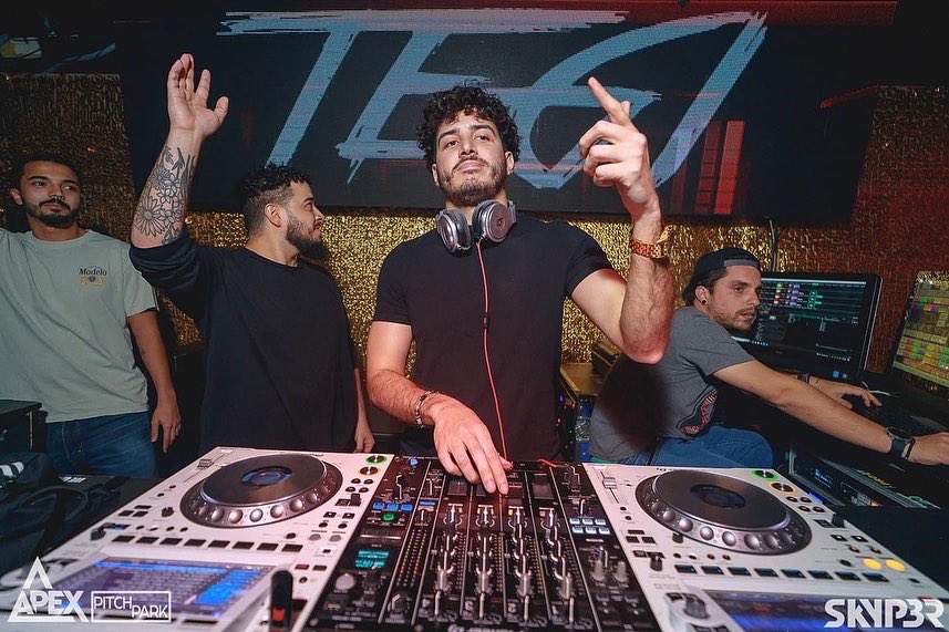 TegiOfficial's tweet photo. Miami 🔥 https://t.co/IjEZIp8F9M