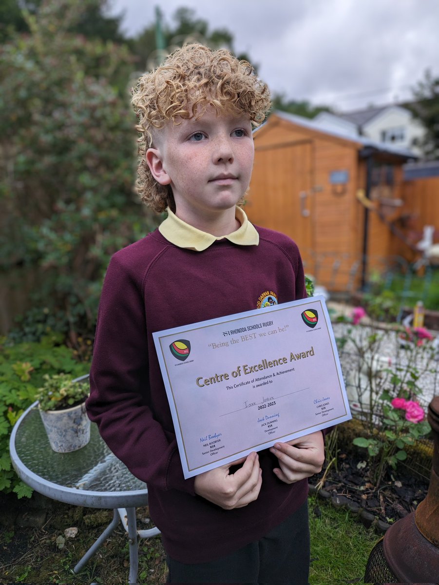annaj0486's tweet photo. Incredibly proud of Isaac who represented @DarranPark for the @RSRWales U11 district team this year.  A fantastic achievement. He's had an amazing season in rugby, we couldn't be prouder 👏🏉 https://t.co/ZrjiqNrQpw