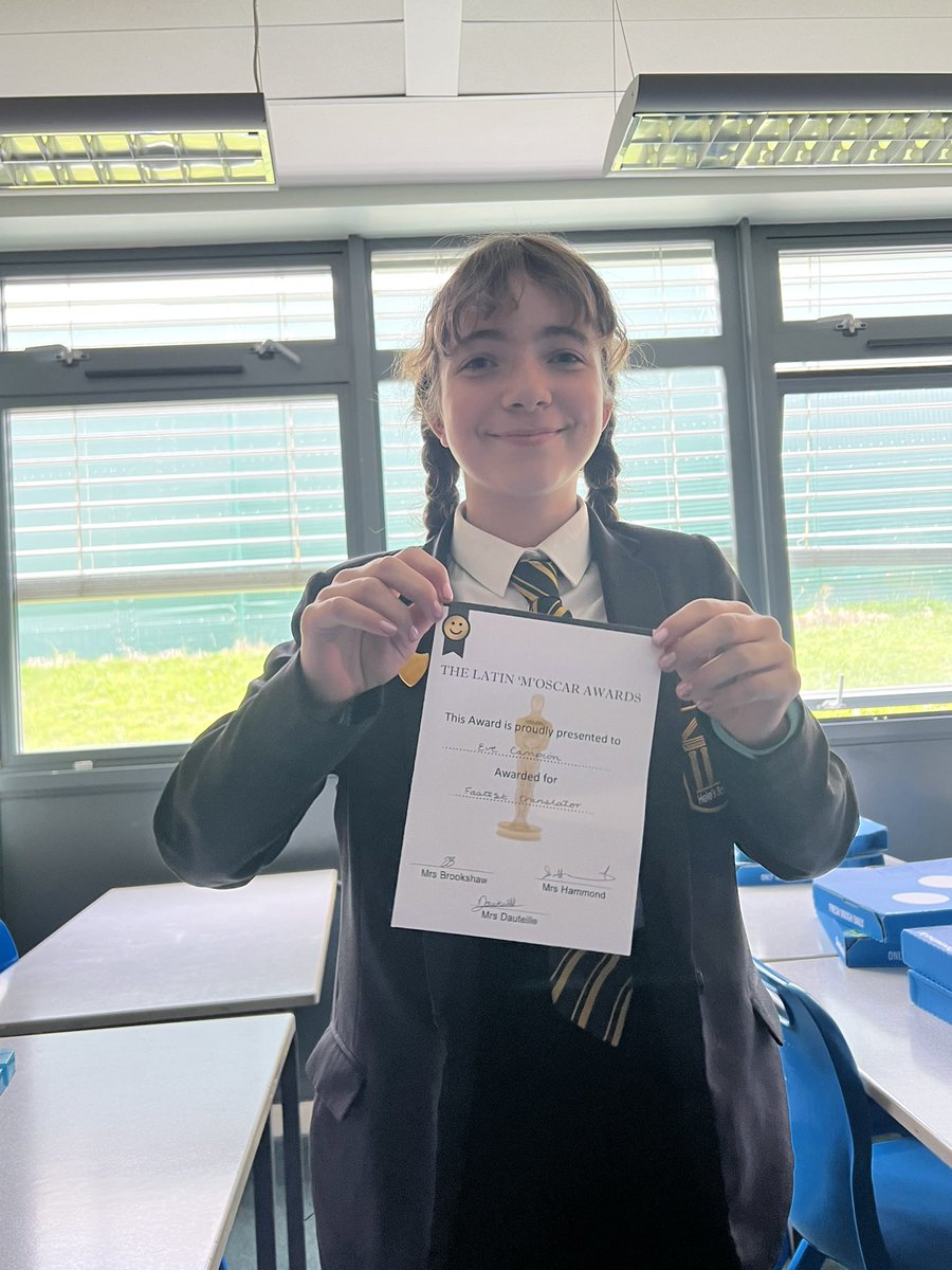 heles_excell's tweet photo. And some more awards ! @HelesSchool https://t.co/EREpnoC1PH