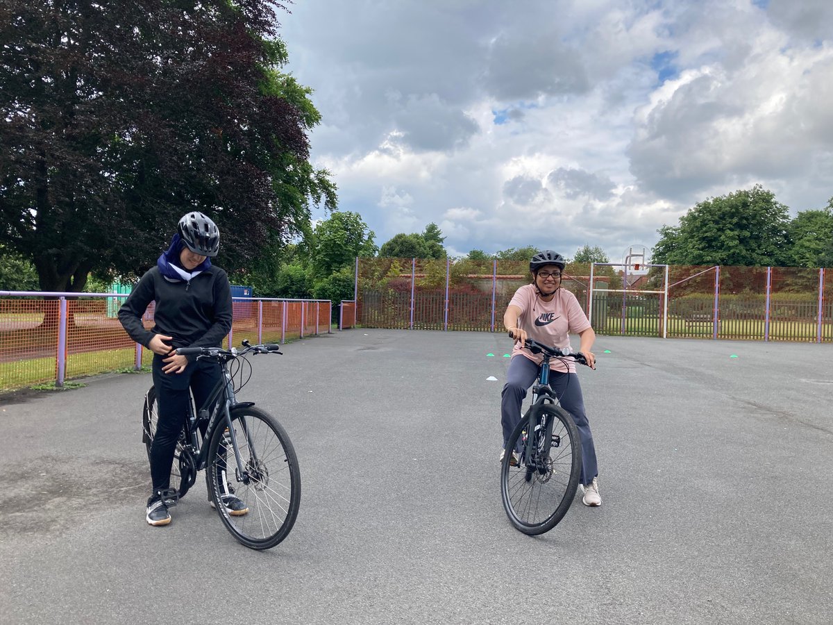 twccg_org's tweet photo. It was such a perfect cycling day today with our champion learner Meher! She can now ride a bike, repair a puncture and join us on a spontaneous bike ride. We think she’s fantastic!
@CyclingUK_NW
@GreaterSport
@OfficialTfGM
@TamesideCouncil
#bikeisbest
#beeactive https://t.co/wtlbps95xf