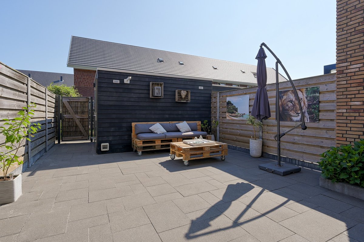 Charreljalving's tweet image. Ons huis in Schagen in een fantastisch mooie, gezellige en kindvriendelijke wijk staat te koop! 🏡

Delen = lief! 💝

Bel voor meer informatie of een bezichtiging naar 0227-602824.

funda.nl/koop/schagen/h…

#Schagen #HuisTeKoop #RuimteVoorGroei