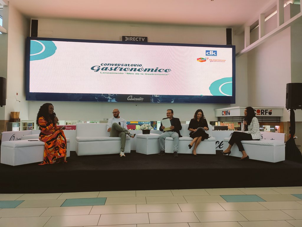 Damos la bienvenida al Conversatorio gastronómico, "Mes de la gastronomía" tiene como objetivo resaltar mensajes sobre nuestra cultura gastronómica, su identidad, preservación e innovación.
Contamos con la compañía de chefs y líderes de opinión. <a href="/aeiecuador/">AEI</a> <a href="/EPMQuitoTurismo/">Quito Turismo</a>