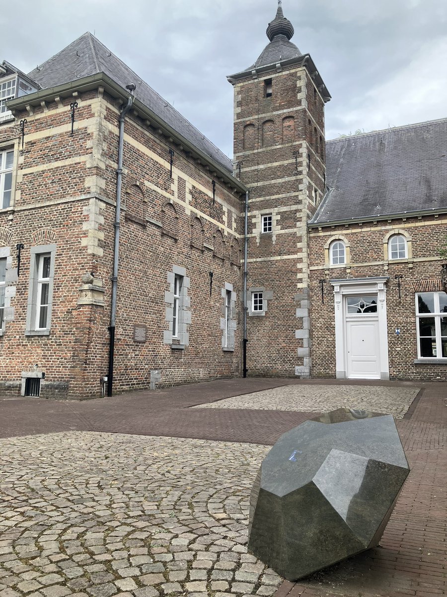 Vandaag <a href="/GemMeierijstad/">Gemeente Meierijstad</a> meer verteld over de impact van een #burgerberaad Op een mooie plek kennis delen = altijd leuk!