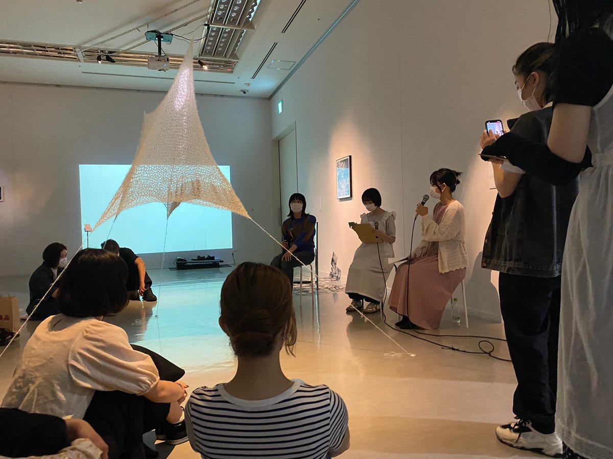 vmic2023's tweet photo. 昨日、ダイアローグを開催させて頂きました。今回制作した作品について話し合いました🎤
制作した作品について改めて振り返り、新たな発見を皆さんで見つけることが出来ました！！
楽しい時間をありがとうございました！😊 https://t.co/3JnpOW9AM5