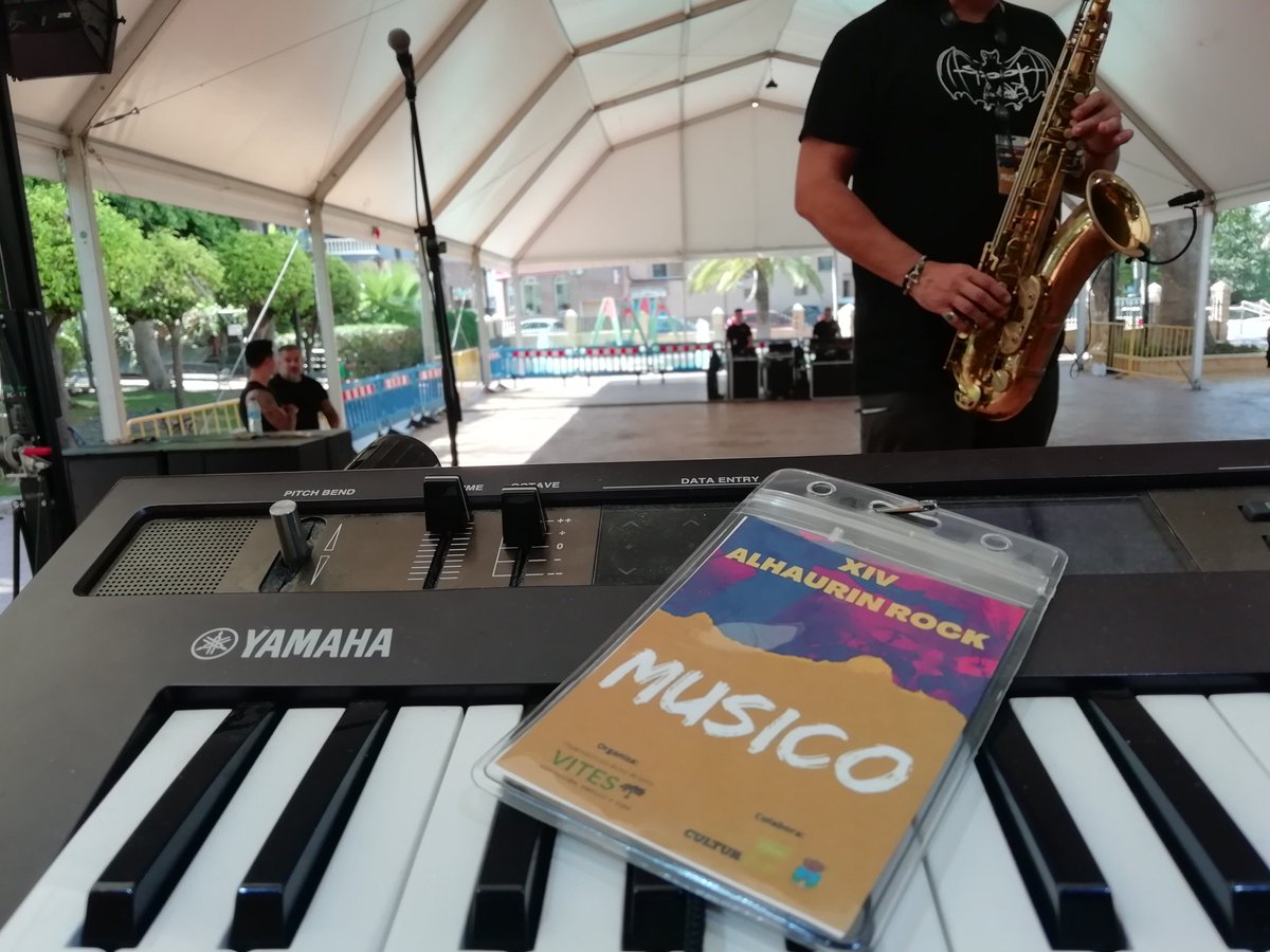 julianccmusic's tweet photo. Probando con la fresquita.
#AlchemyProject https://t.co/TRFb4jf5rU