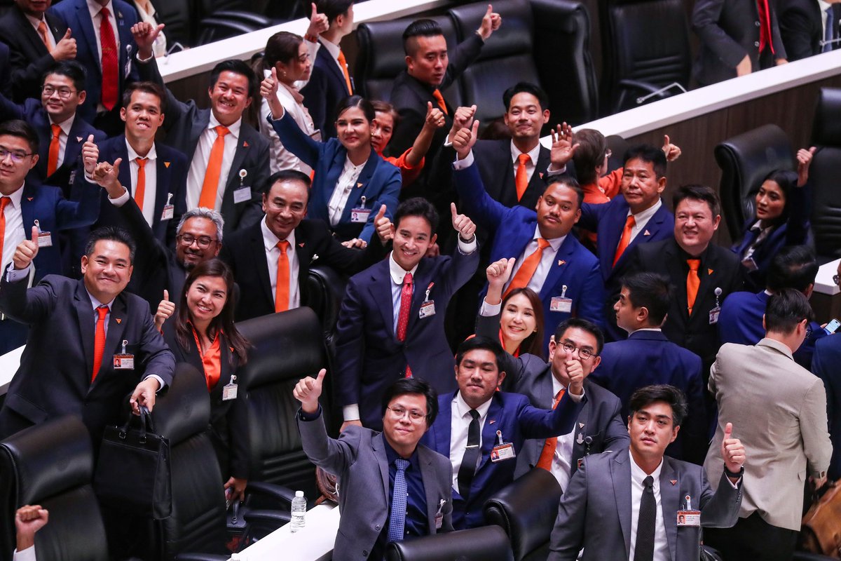 Petchkaroonpon tweet media