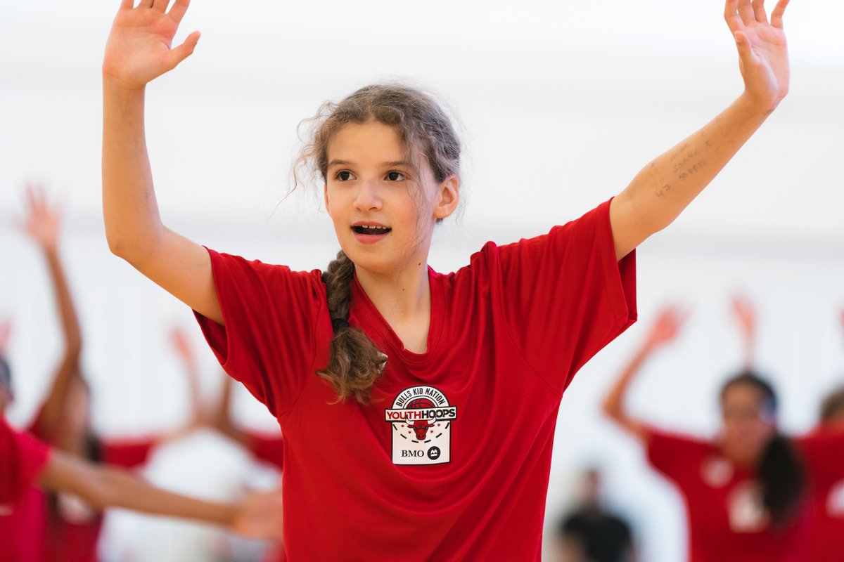 chicagobulls's tweet image. Our Bulls Kid Nation Youth Hoops Summer Camp is going strong back in Chicago!

We got #BullsFest Youth Hoops clinics coming up with Nate Robinson, Horace Grant, and more! 👀

Learn more ➡️ bit.ly/3DdBUee