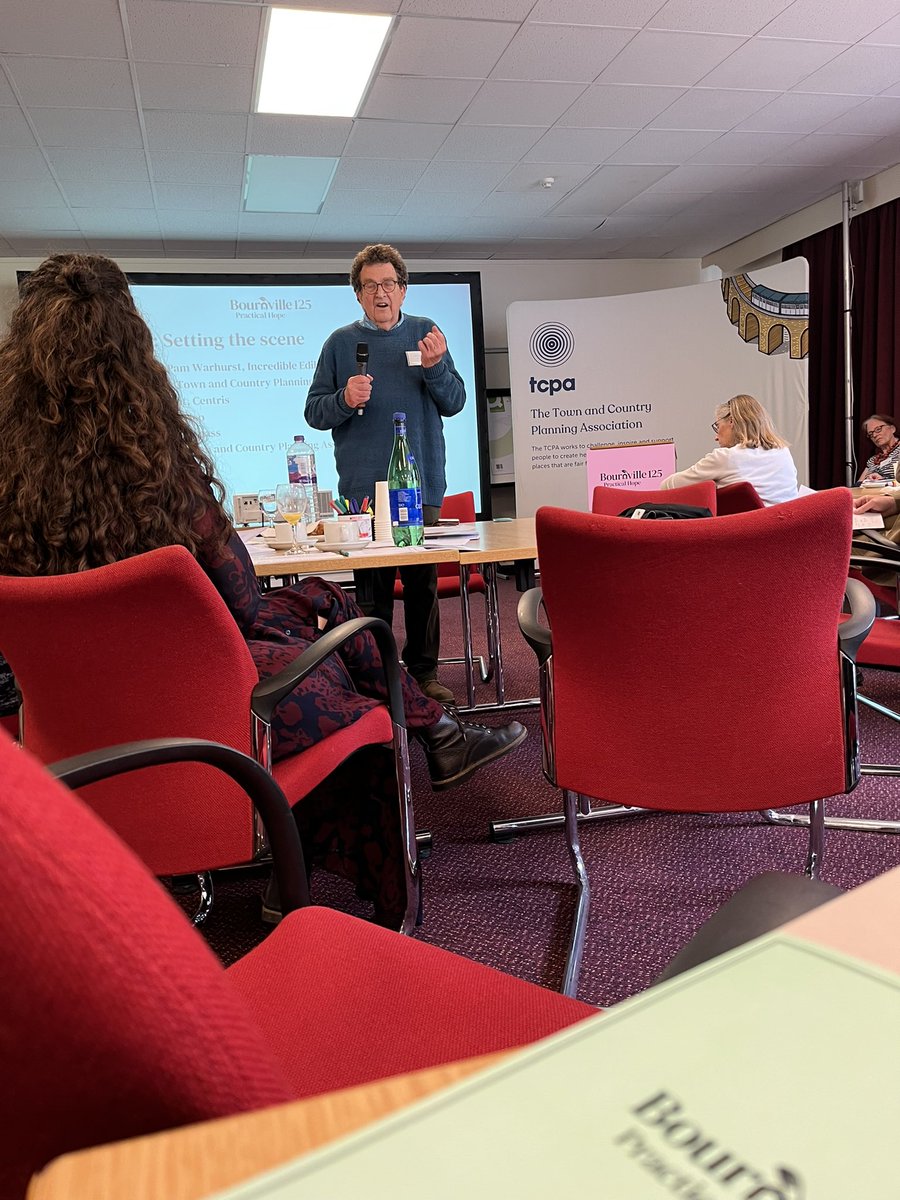 annafrancisart's tweet photo. I am so glad I made it across to Bourneville today for the @theTCPA #tomorrow125 conference - such brilliant speakers (particularly pleased to hear inspirational thoughts from @ImmyKaur and a very well facilitated #utopiacafe this afternoon to co-create solutions #practicalhope https://t.co/dIMoEDAZwQ