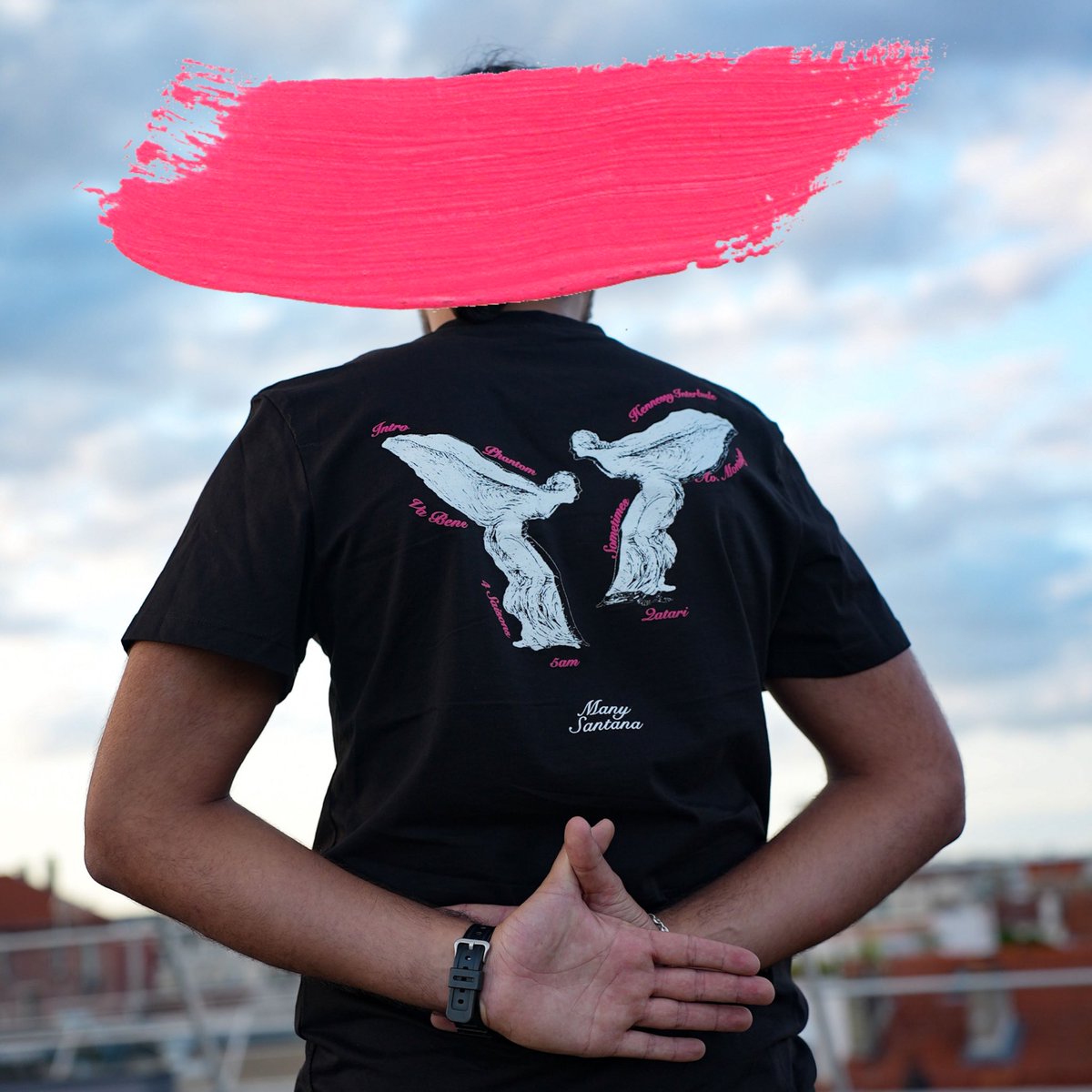 ManySantana_'s tweet image. J’ai été chercher parmi les 90 premières personnes qui ont tweeté sur moi. Ils recevront bientôt un t-shirt « Phantom » et une version CD 💿

J’ai décidé d’offrir un pack supplémentaire et collector à une personne dans les citations de ce tweet