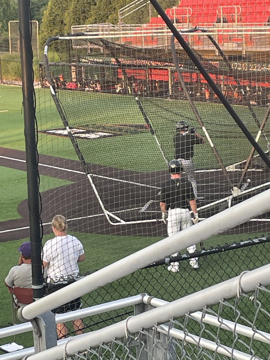 Ethan Ridgeway tweet media