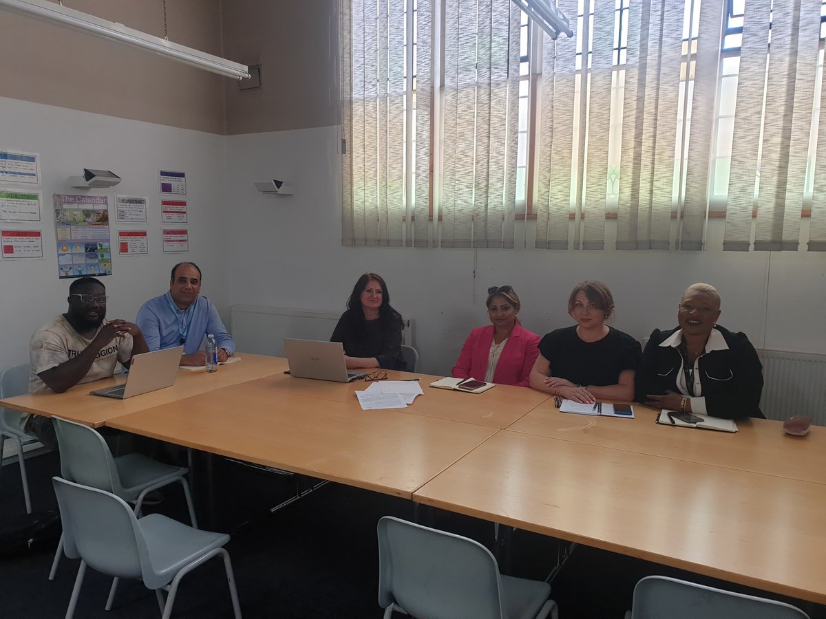 UEL Legal Advice Centre (@ueladvicecentre) on Twitter photo Students of <a href="/UELAdviceCentre/">UEL Legal Advice Centre</a> had an insightful session to mark the end of our summer term under the supervision of our amazing Law Fellow Sylwia Szymczyk. We would like to thank Sylwia and her team <a href="/therenewalprog/">therenewalprogramme</a> and look forward working in partnership again from September 2023. Students of <a href="/UELAdviceCentre/">UEL Legal Advice Centre</a> had an insightful session to mark the end of our summer term under the supervision of our amazing Law Fellow Sylwia Szymczyk. We would like to thank Sylwia and her team <a href="/therenewalprog/">therenewalprogramme</a> and look forward working in partnership again from September 2023.