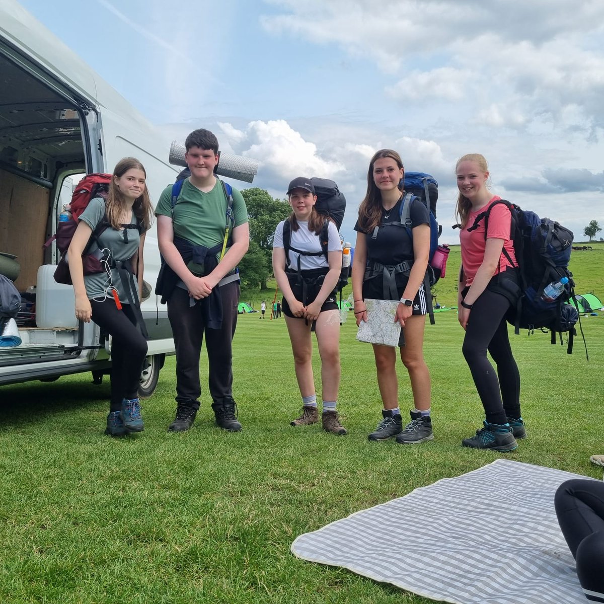 BcsDofe's tweet photo. A few more arriving at camp. 
@BCOldham @CranmerTrust @DofENorth https://t.co/D6fZYVBWT2
