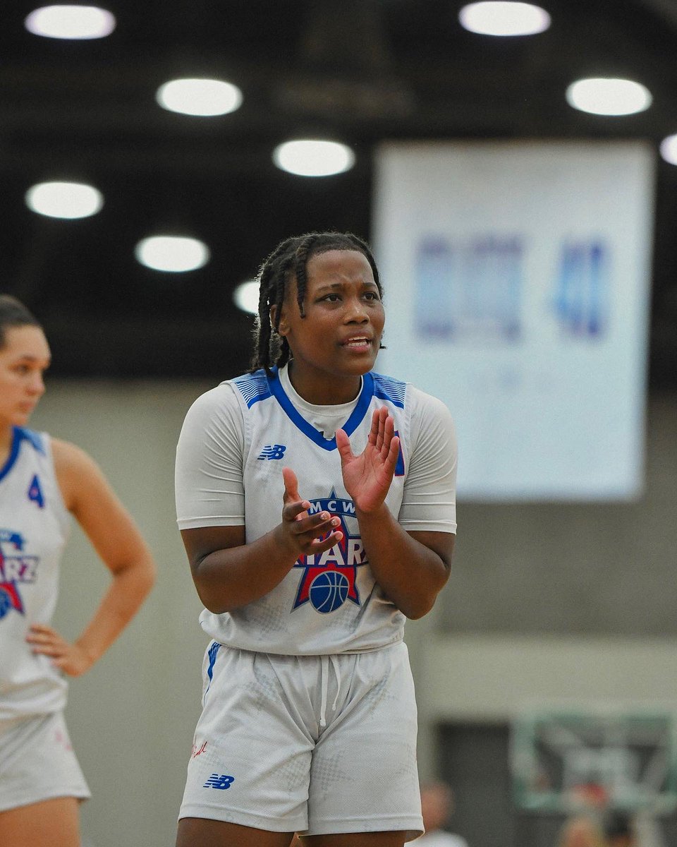 📸 Run 4 The Roses 📸
(Subscribers)

6️⃣Days of Kentucky Madness at <a href="/TFNsRun4Roses/">TFN's Run 4 Roses</a> 🏀

And as usual <a href="/j_tshotz/">JT</a> got the moments on 📸🔥

Full Photo Gallery ⤵️
🔗 herhoopsnetwork.com/2023/07/13/gal…