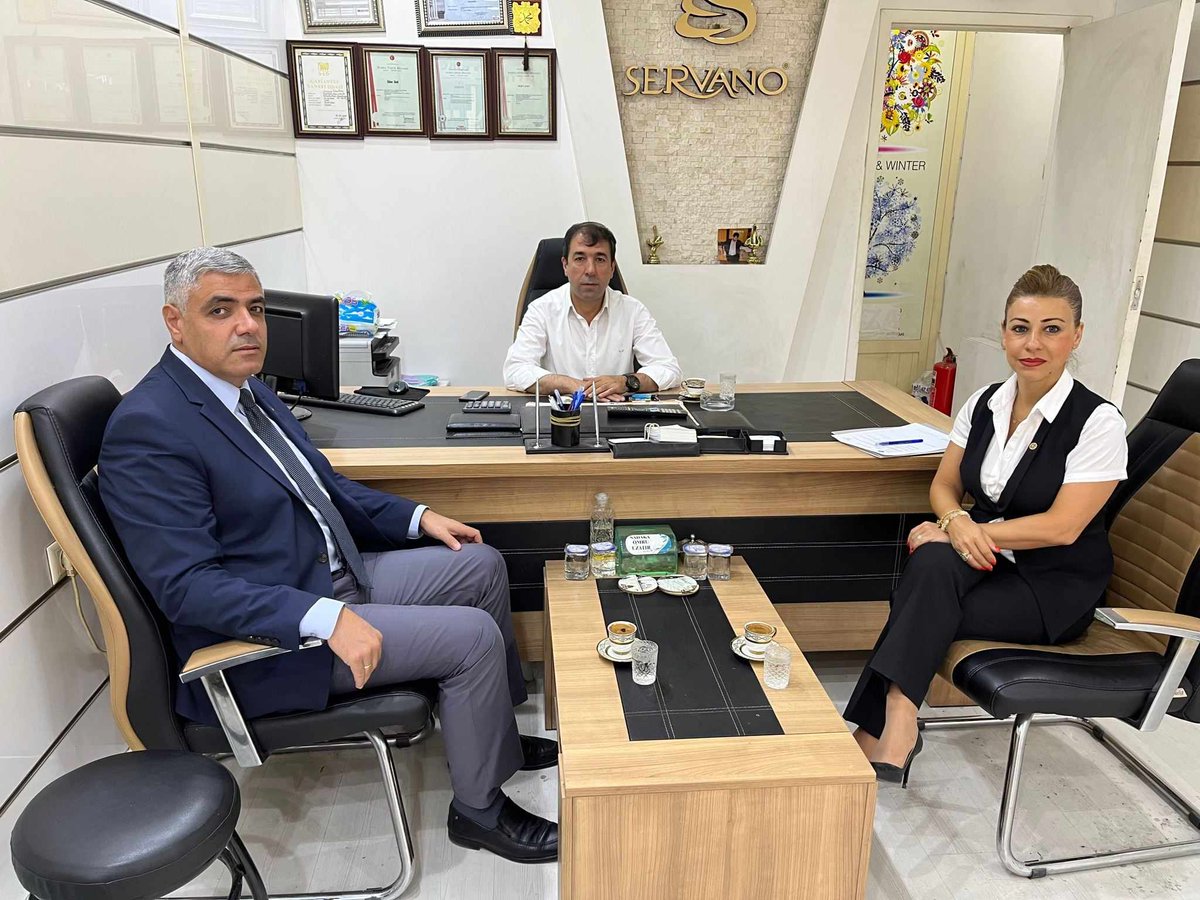 gso_kurumsal's tweet photo. ◾ Genel Sekreterimiz Yusuf İymen ile Üye Deneyimi ve Memnuniyeti Müdürümüz Kübra Kayın, Meclis Üyemiz, Triko Örgü İmalatı Meslek Komite Üyemiz ve Servano Triko Örme İnşaat Gıda San. ve Tic. Ltd. Şti. Yönetim Kurulu Üyesi Şahin Kaya'yı ziyaret etti.

◾ Ziyarette sektörel sıkıntılar, çözüm önerileri ve Odamızın sektöre yönelik faaliyetleri değerlendirildi.