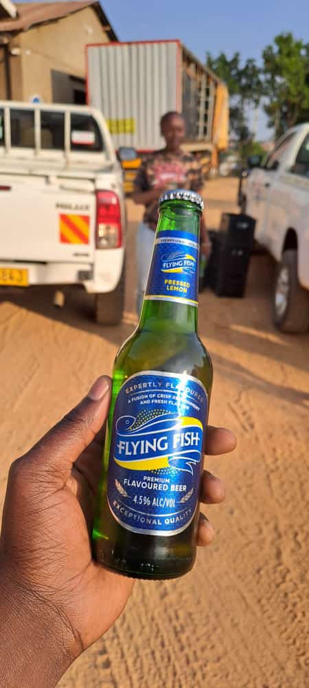 BelgaLive1997's tweet photo. #FLYING_FISH 🍻🍻
Kano Kapya Nyooooo
CC: @NileSpecial https://t.co/odSK0qgzIM