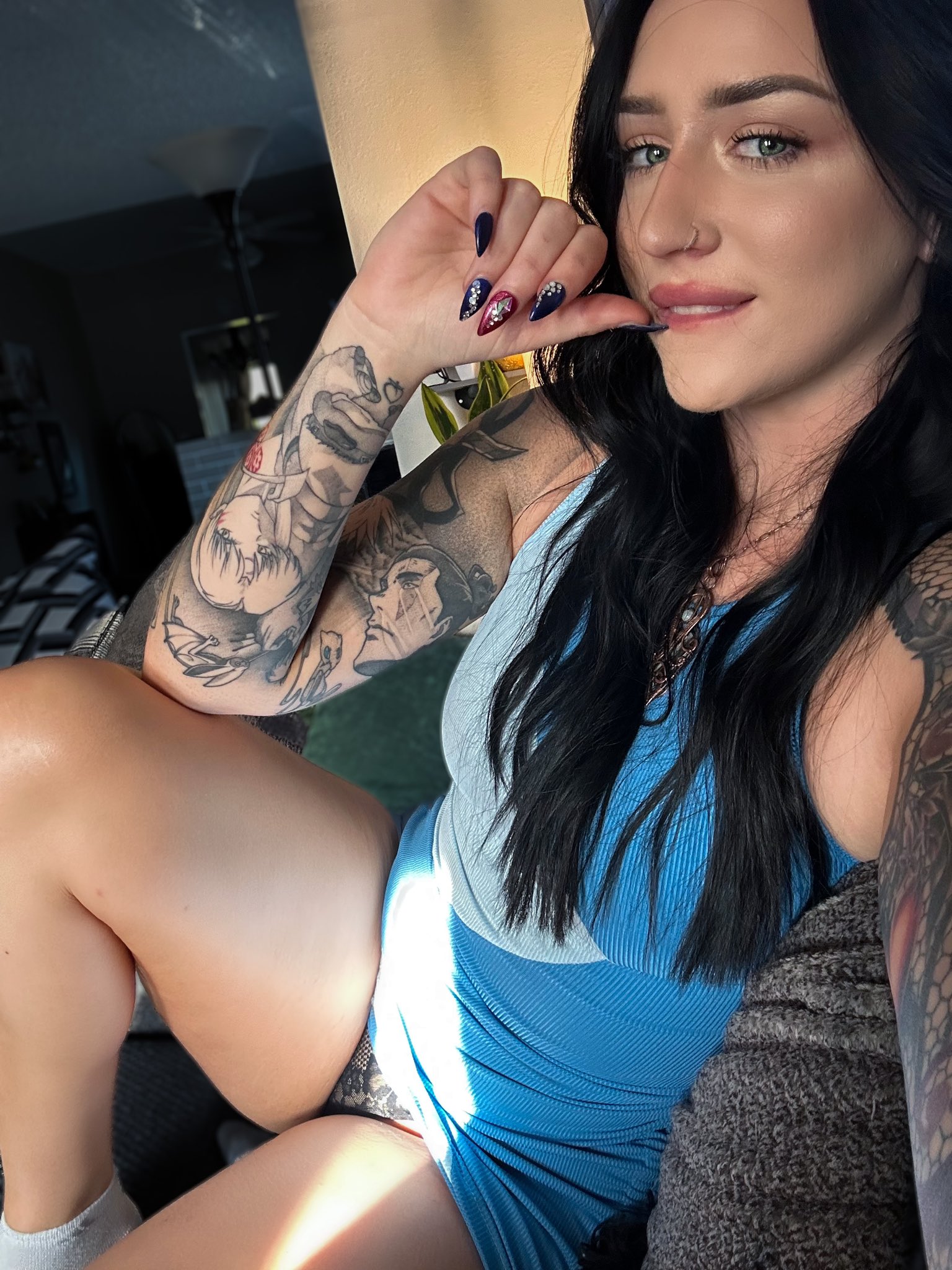 Wanna come over for a movie date? ☺️ https://t.co/yxMt7BJcjF