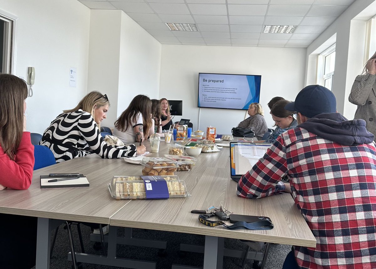 Emma1williams11's tweet photo. Thanks to all for attending our #nqt session. Fantastic insight from a #Swansea Head teacher and some brilliant guidance from an NQT mentor #beprepared #septemberjobs @ndeducation https://t.co/LwYQXnnWf3